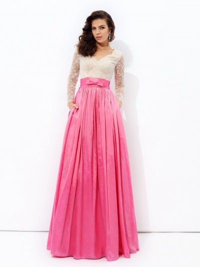 A-line/Princess V-neck Lace Long Sleeves Long Taffeta Dresses