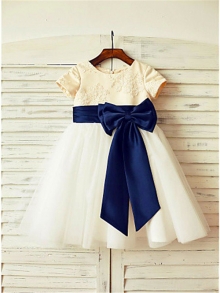 A-line/Princess Scoop Short Sleeves Bowknot Floor-Length Tulle Flower Girl Dresses