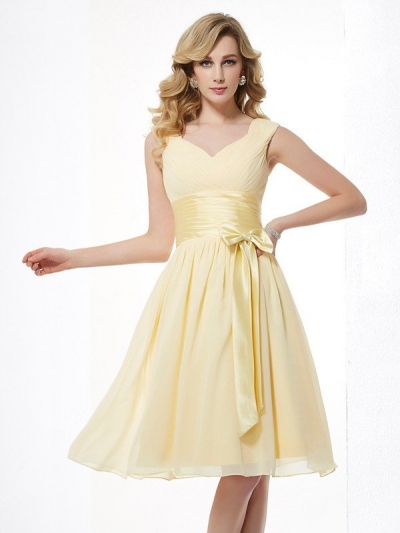 A-Line/Princess Straps Sleeveless Pleats Short Chiffon Bridesmaid Dresses [40248]