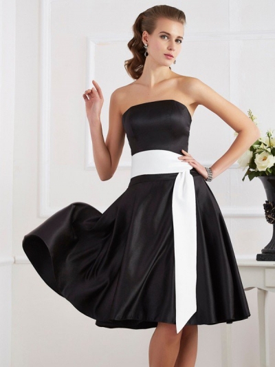 A-Line/Princess Strapless Sleeveless Sash/Ribbon/Belt Short Satin Bridesmaid Dresses [40506]