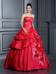 Ball Gown Sweetheart Hand-Made Flower Sleeveless Long Taffeta Quinceanera Dresses