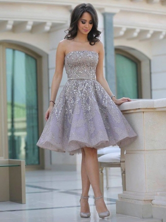 A-Line/Princess Strapless Sleeveless Sequin Knee-Length Satin Dresses