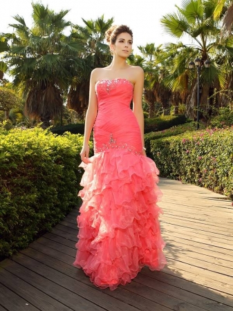 Trumpet/Mermaid Strapless Beading Sleeveless Long Organza Dresses