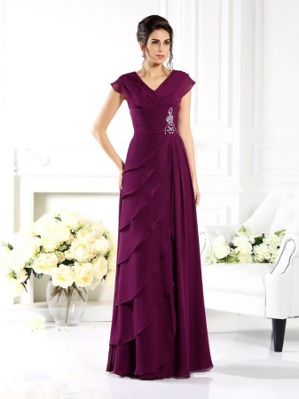 A-Line/Princess V-neck Short Sleeves Long Chiffon Mother of the Bride Dresses