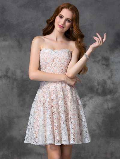 A-line/Princess Sweetheart Lace Sleeveless Short Lace Cocktail Dresses [60016]