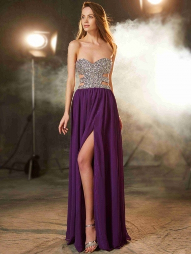 A-Line/Princess Sweetheart Crystal Sleeveless Floor-Length Chiffon Dresses