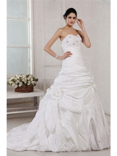 A-Line/Princess Sweetheart Sleeveless Applique Beading Long Taffeta Wedding Dresses