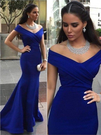 Trumpet/Mermaid Off-the-Shoulder Sleeveless Satin Sweep/Brush Train Dresses