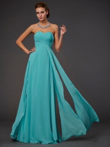 A-Line/Princess Sleeveless Pleats Sweetheart Long Chiffon Dresses