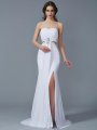 A-Line/Princess Sweetheart Sleeveless Beading Long Chiffon Dresses