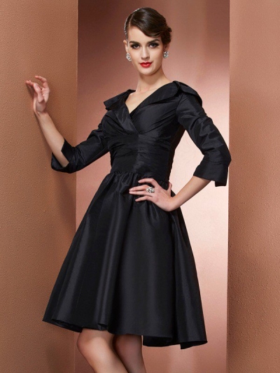 A-Line/Princess V-neck 3/4 Sleeves Short Taffeta Mother of the Bride Dresses [40736]