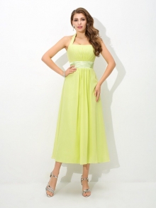 A-Line/Princess Halter Pleats Sleeveless Long Chiffon Bridesmaid Dresses