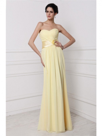 Sheath/Column Strapless Sleeveless Pleats Hand-Made Flower Long Chiffon Bridesmaid Dresses