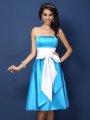 Sheath/Column Strapless Bowknot Sleeveless Short Satin Bridesmaid Dresses