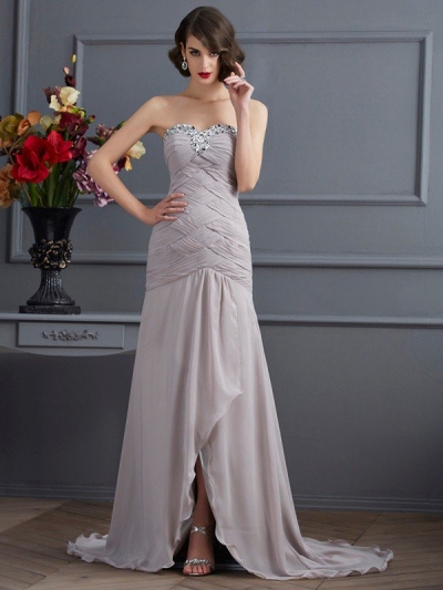 A-Line/Princess Sweetheart Sleeveless Beading Long Chiffon Dresses [40631]