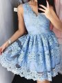 A-Line/Princess V-neck Sleeveless Short/Mini Lace Dresses