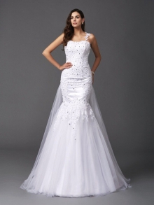 Trumpet/Mermaid Straps Beading Sleeveless Long Net Wedding Dresses