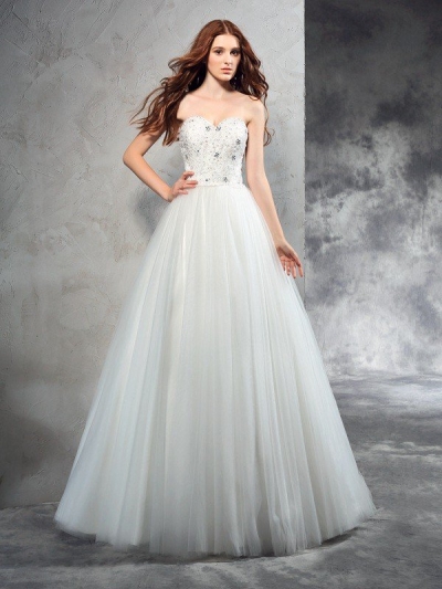 A-Line/Princess Sweetheart Beading Sleeveless Long Net Wedding Dresses [60684]