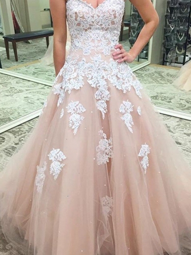 Ball Gown Sweetheart Sleeveless Applique Tulle Floor-Length Dresses