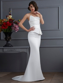 Trumpet/Mermaid Strapless Sleeveless Hand-Made Flower Long Satin Dresses