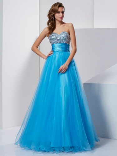 A-Line/Princess Sweetheart Sleeveless Beading Long Tulle Dresses