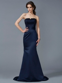 Trumpet/Mermaid Strapless Sleeveless Beading Long Satin Dresses