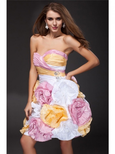 A-Line/Princess Sweetheart Ruffles Sleeveless Hand-Made Flower Short Taffeta Cocktail Dresses