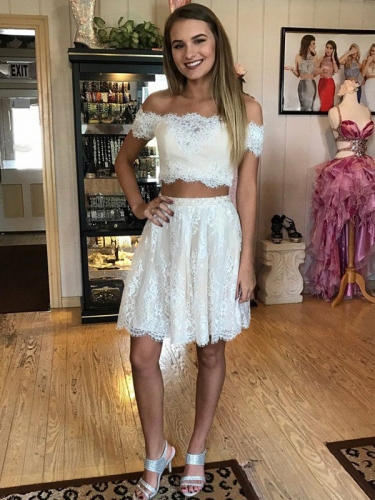 A-Line/Princess Off-the-Shoulder Sleeveless Short/Mini Lace Two Piece Dresses