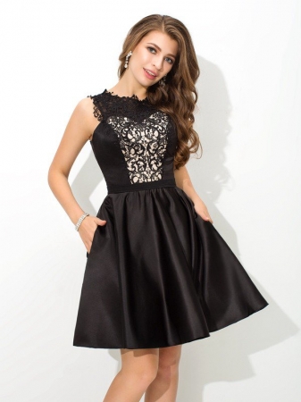 A-Line/Princess Scoop Lace Sleeveless Short Satin Cocktail Dresses