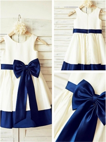 A-line/Princess Scoop Sleeveless Bowknot Tea-Length Satin Flower Girl Dresses