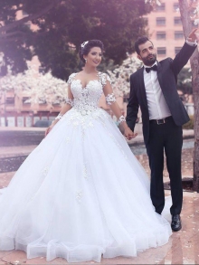 Ball Gown Court Train Sweetheart Long Sleeves Tulle Wedding Dresses